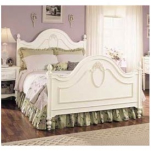 Isabella Cameo Panel Bed