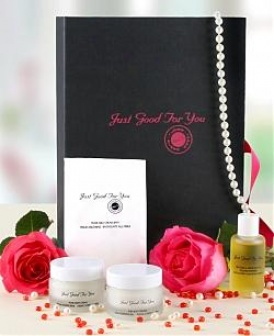 Rubies & Pearls Spa Kit