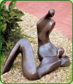 Lovers Statues