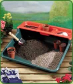 Potting Station (inc. Seive & Scoop)
