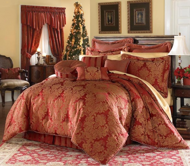 Brittany Jacquard Comforter