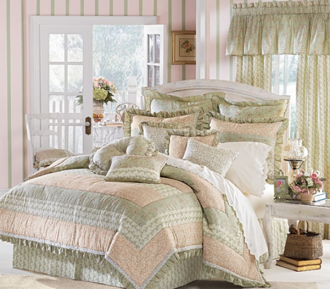Country Heirloom Hand-pieced Cotton Paraclete