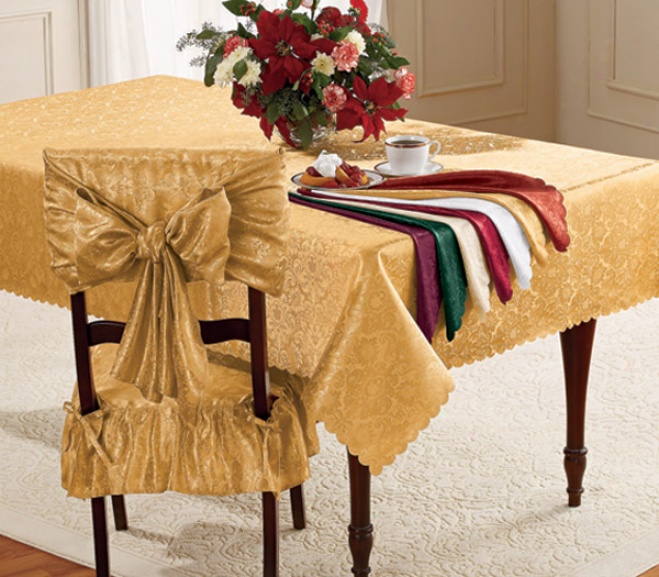 Legacy Damask Tablecloth