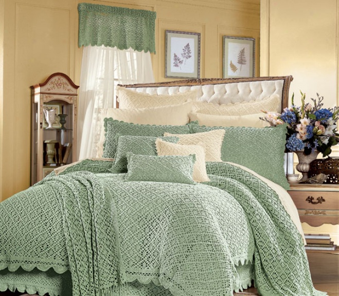 Lisa-hand-crocheted Chenille Collection Coverlets
