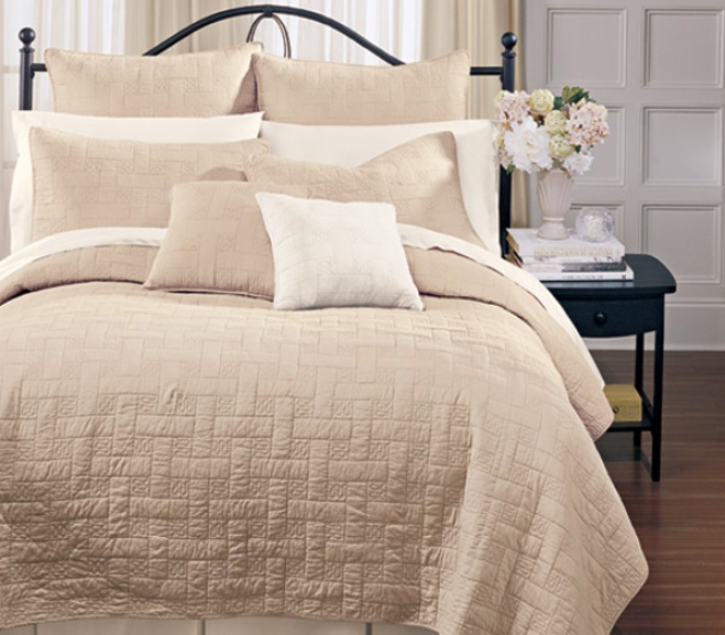 Vanessa Cotton Vermicleli Quilt