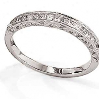 18k White Gold Princess Cut Round Diamond Antiqued With Engraving