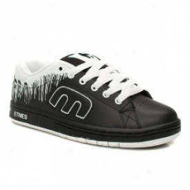 Etnies Callicut Bleed Skulls