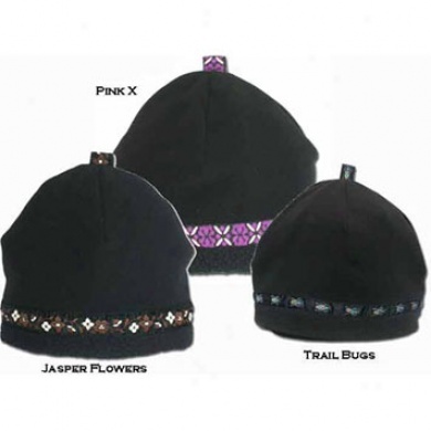 Base Camp Beanie Black/trail Bugs