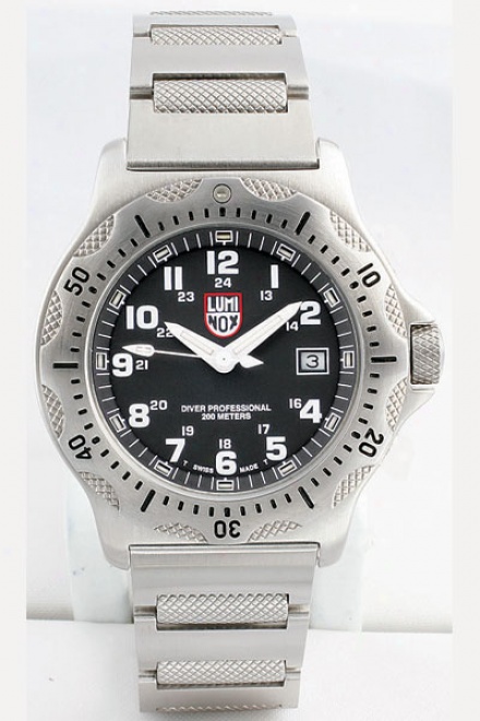Luminox 8002
